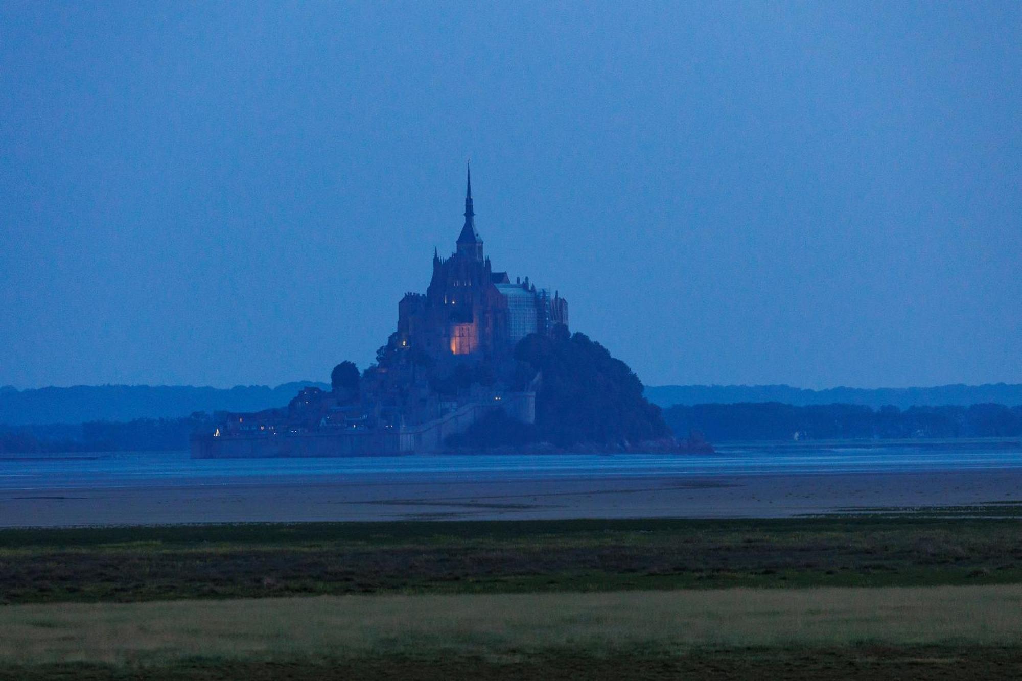 Entre Mont St Michel Et Merveille Vains Exterior photo